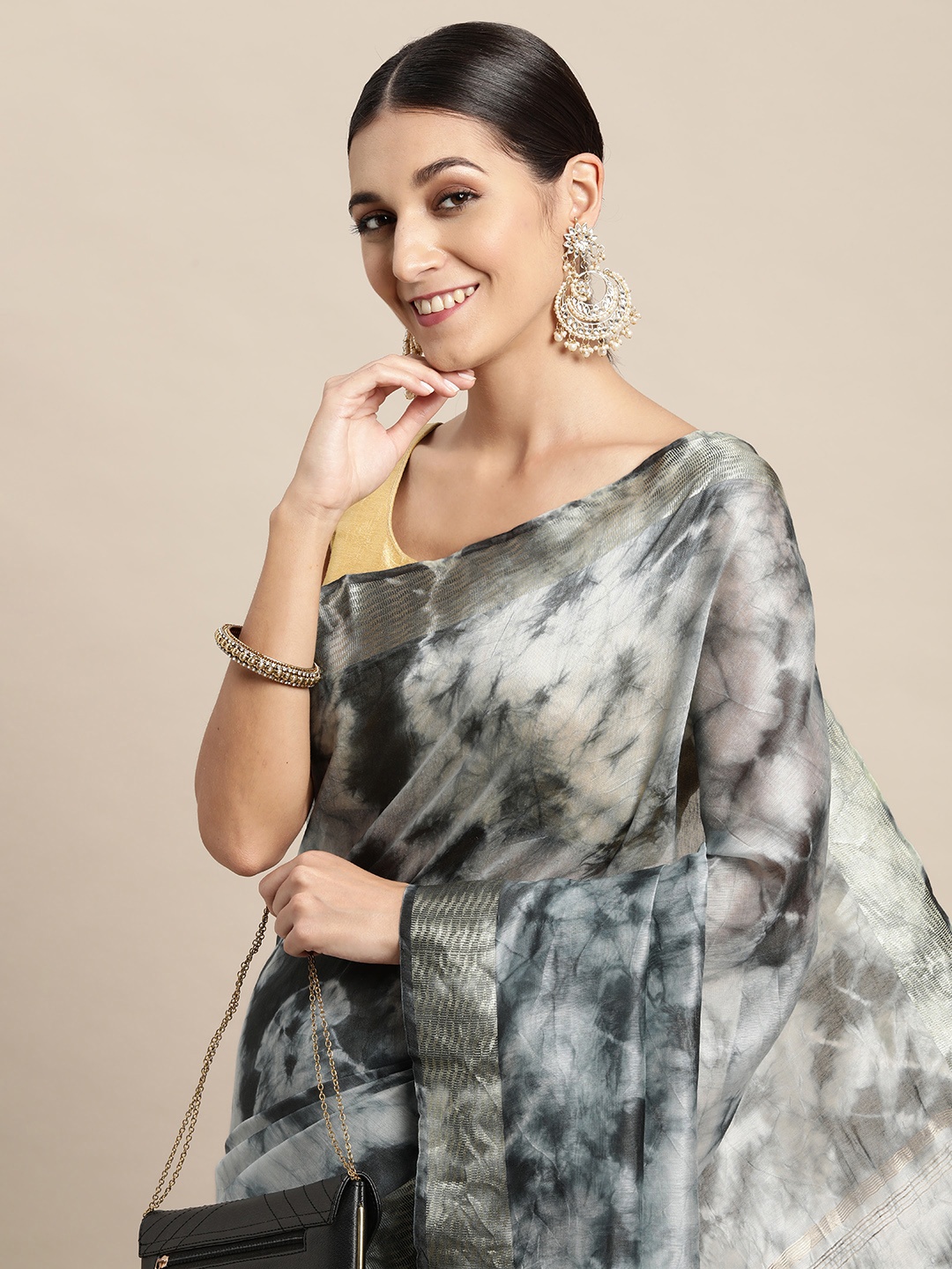 

swatika Grey & Black Tie and Dye Pure Silk Bhagalpuri Saree