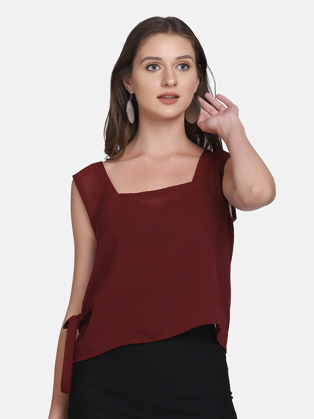 

SAKIA Maroon Solid Square Neck Regular Top
