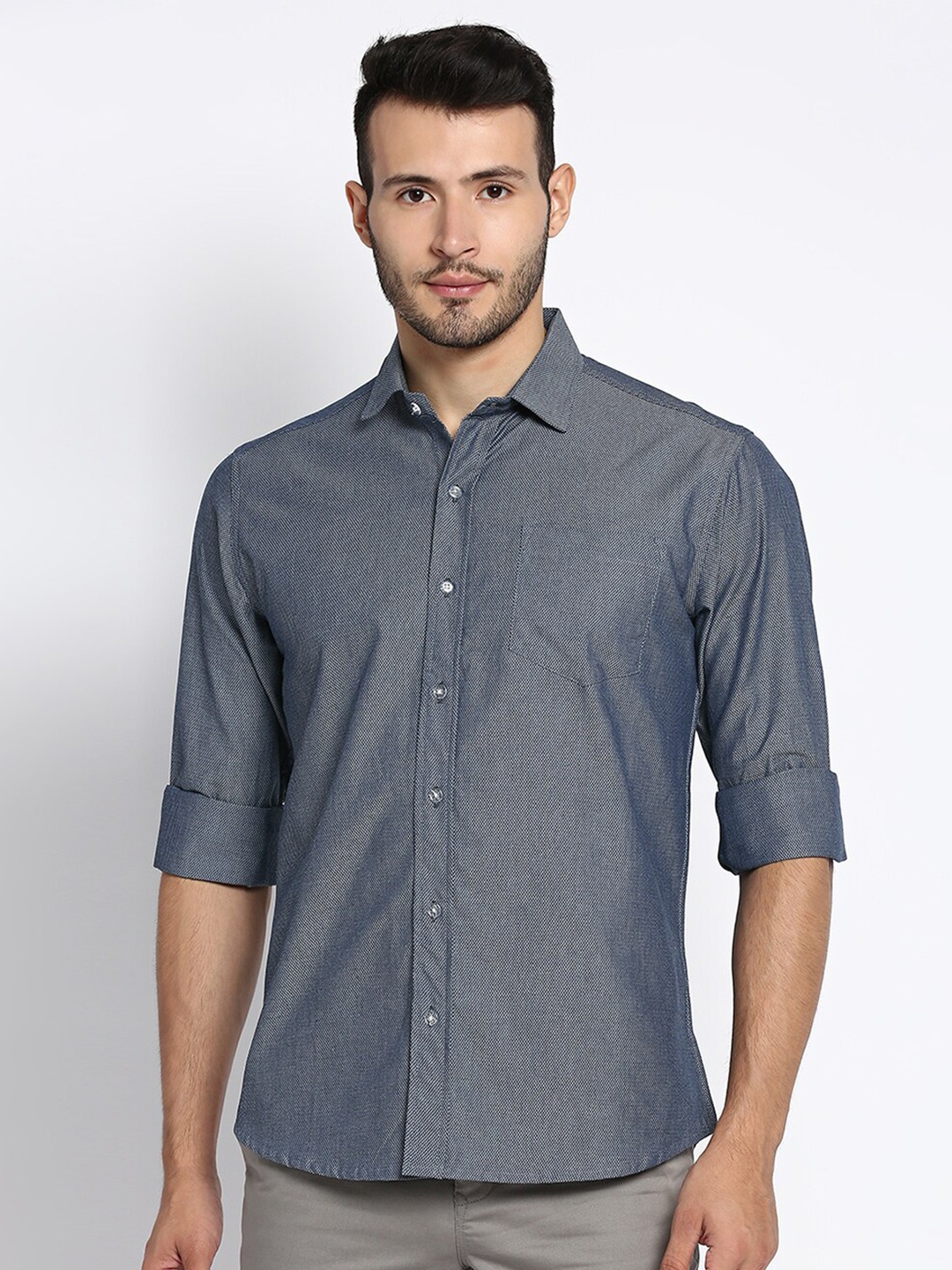 

MOD ECRU Men Blue Solid Classic Casual Shirt