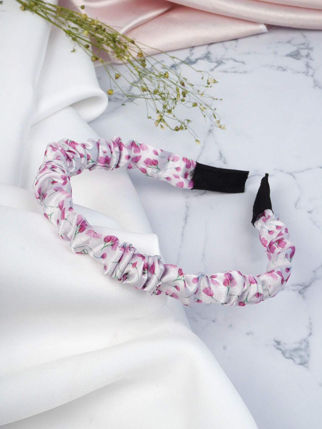 

Emmie Women White & Pink Printed Ruffled Hairband