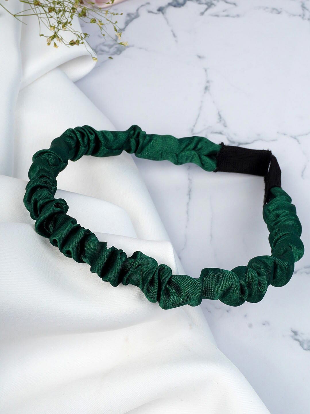 

Emmie Women Green Ruffled Hairband