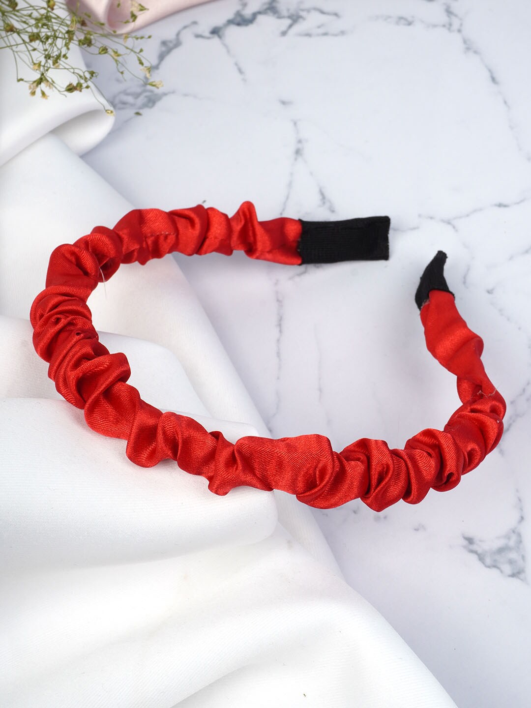 

Emmie Women Red Ruffled Hairband