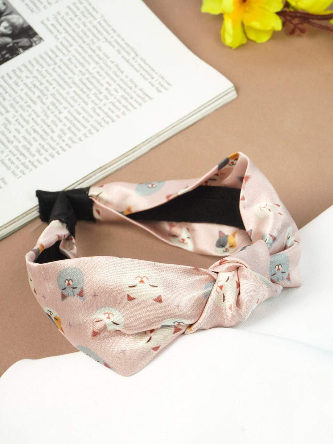 

Emmie Women Peach-Coloured Printed Hairband