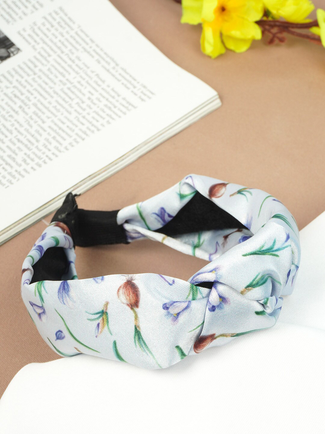 

Emmie Women White & Green Printed Knotted Hairband