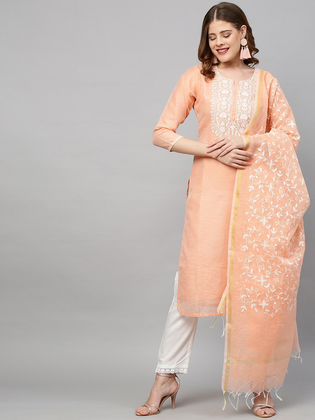 

FASHOR Women Peach-Coloured & White Yoke Design Chanderi Silk Kurta with Dupatta