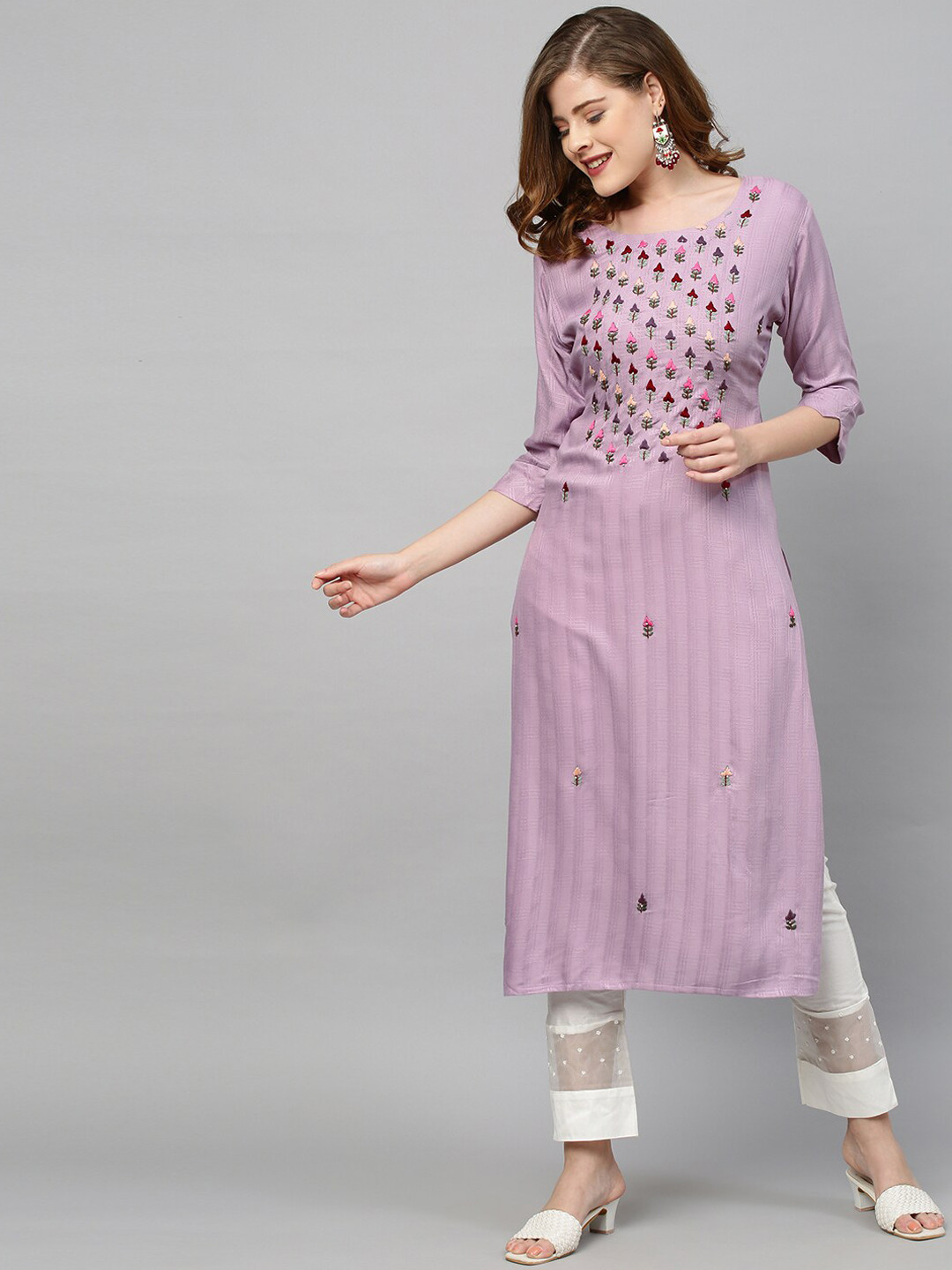 

FASHOR Women Purple Floral Embroidered Thread Work Kurta