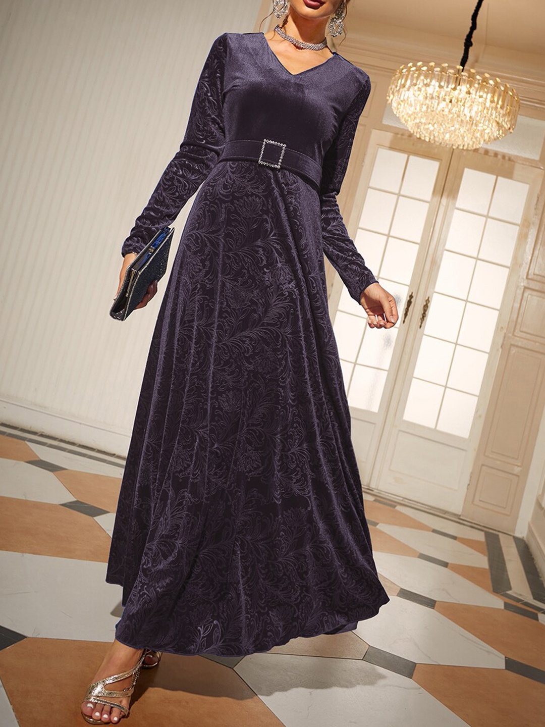

URBANIC Women Purple Cocktail Maxi Dress