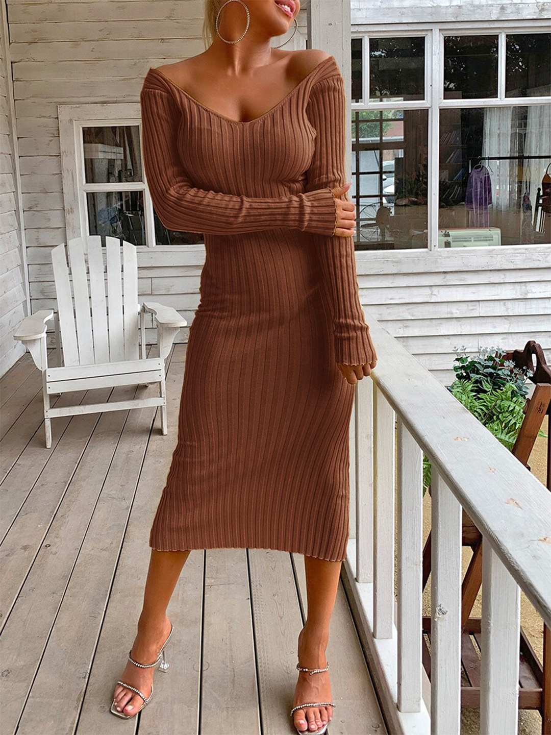 

URBANICWomen Brown Striped Bodycon Midi Dress