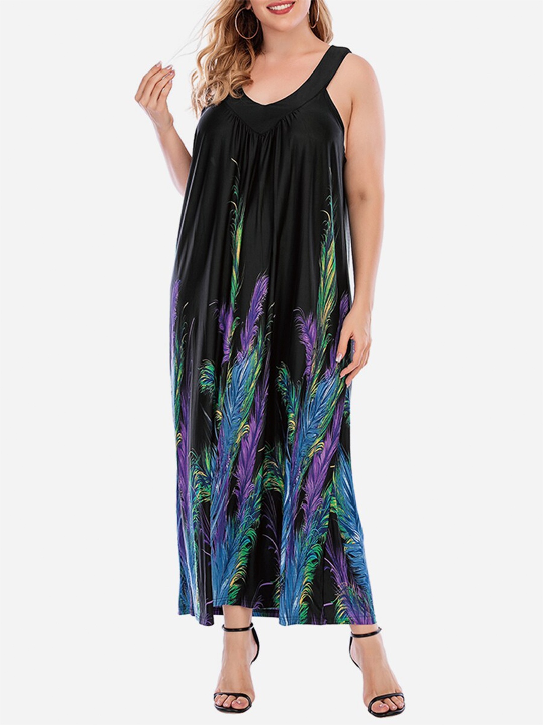 

URBANIC Plus Women Black Floral A-Line Maxi Dress