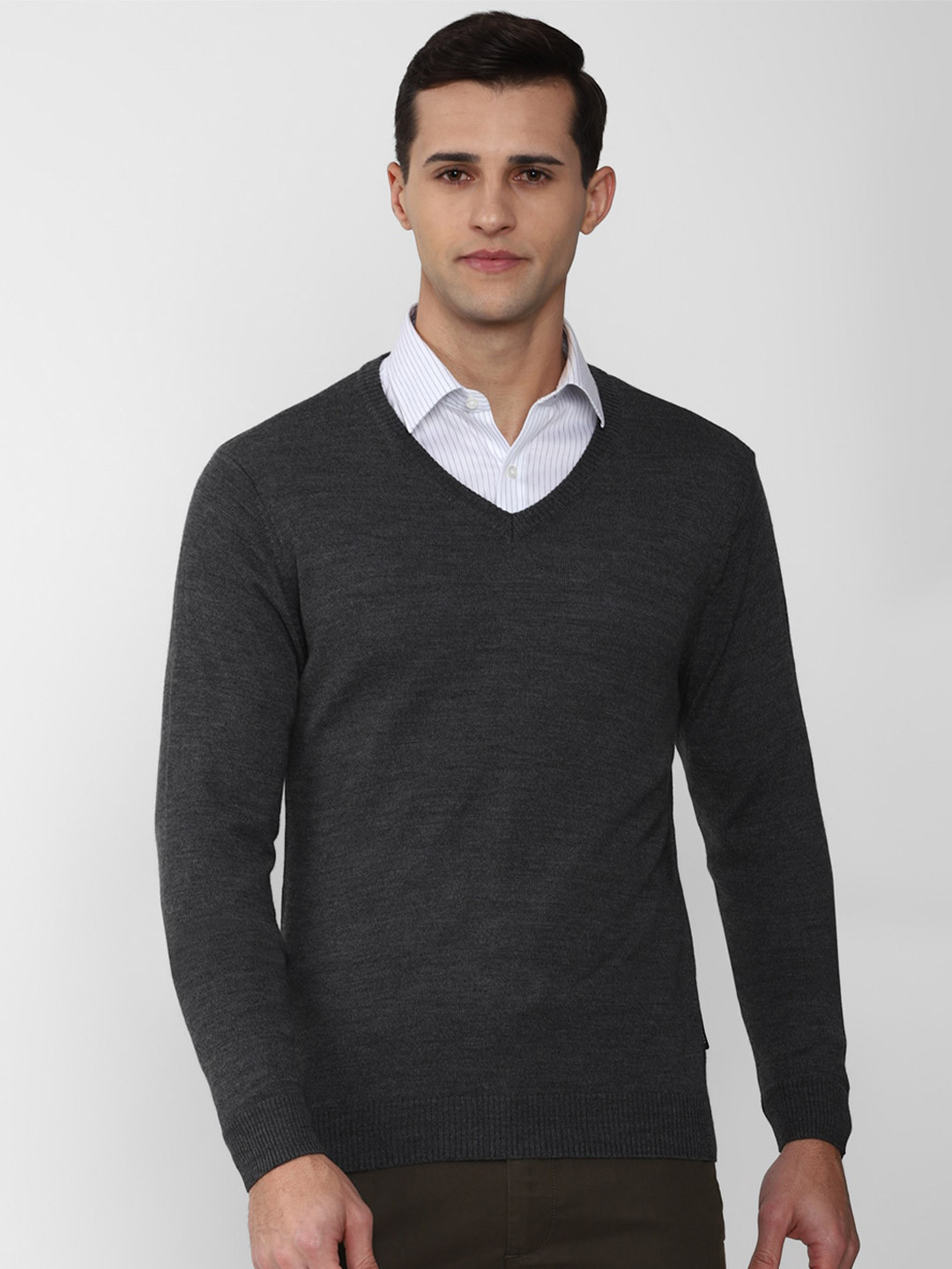 

Van Heusen Men Grey Pullover