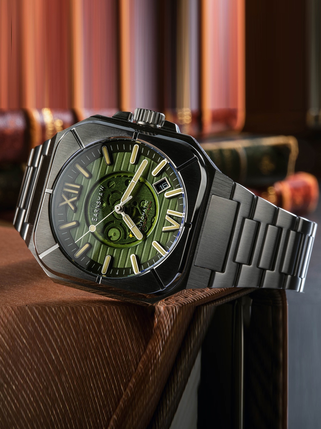 

EARNSHAW Men Green Brass Dial & Silver Toned Stainless Steel Analogue Watch