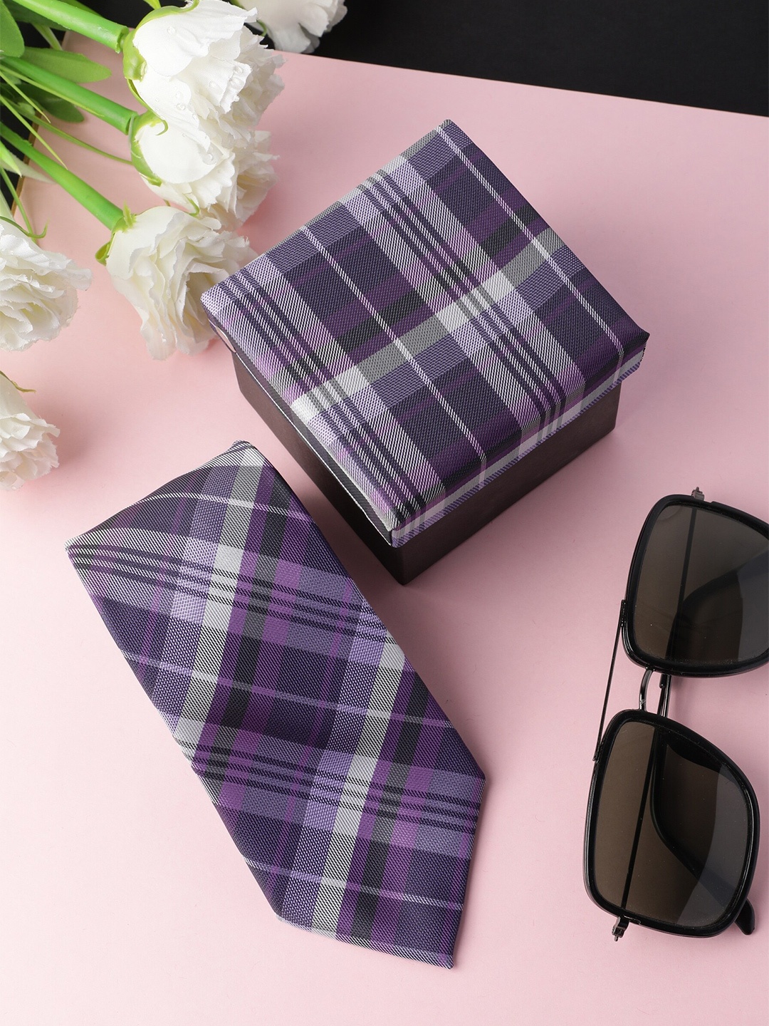 

Alvaro Castagnino Men Violet Checked Skinny Tie