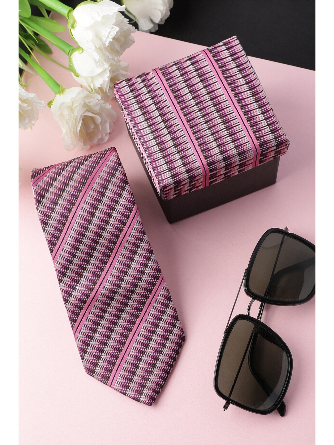 

Alvaro Castagnino Men Pink & White Woven Design Skinny Tie