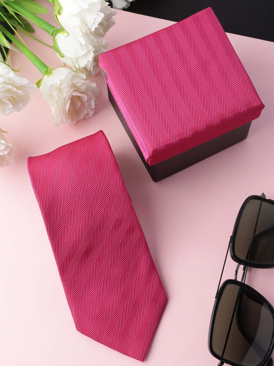 

Alvaro Castagnino Men Pink Woven Design Skinny Tie