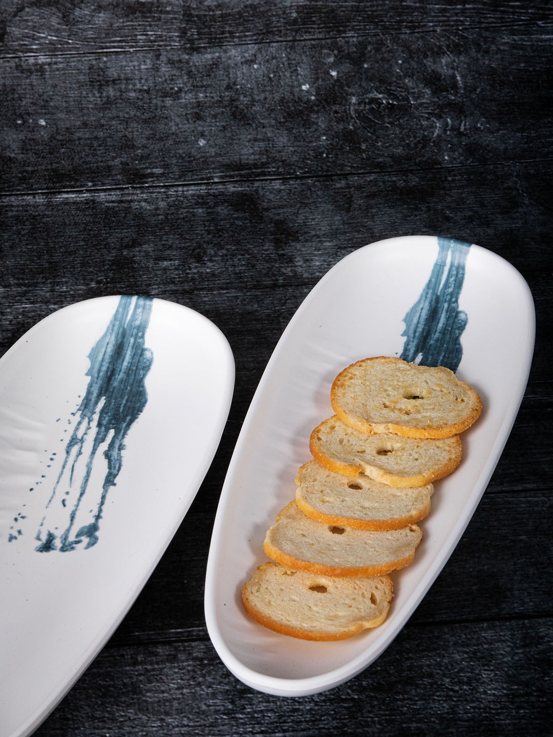

Stehlen Pack Of 2 White Solid Melamine Food Platter