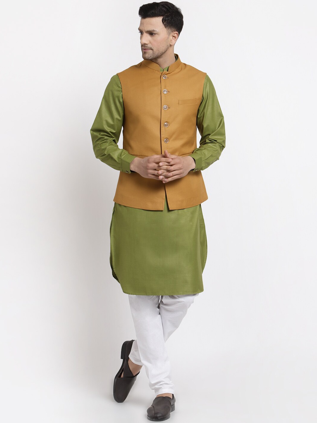 

MOHANLAL SONS Men Green & Mustard Pure Cotton Kurta with Pyjamas & With Nehru Jacket