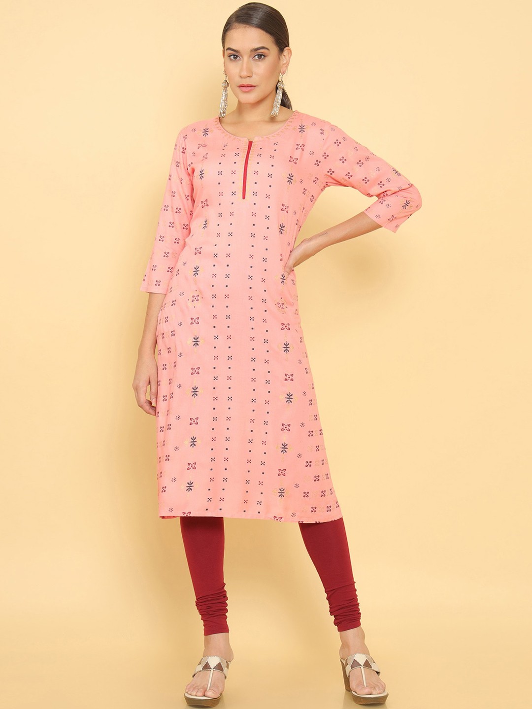 

Soch Women Peach-Coloured Geometric Printed Kurta