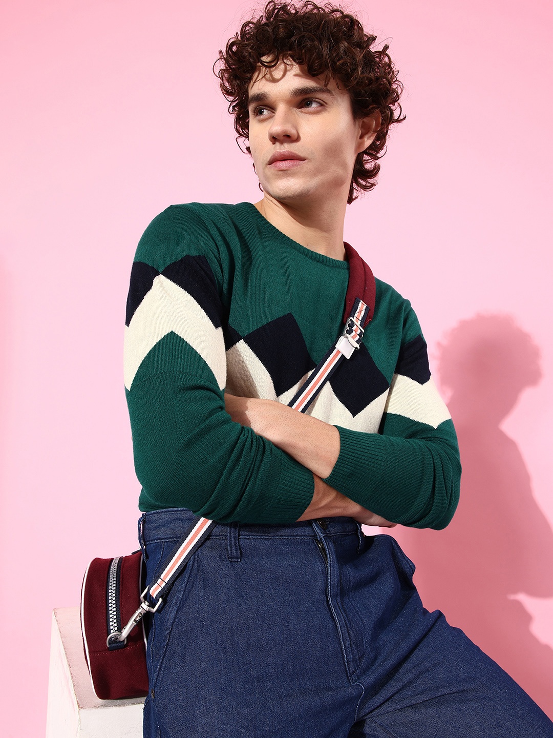 

Mast & Harbour Men Teal Green & Navy Blue Chevron Printed Pullover