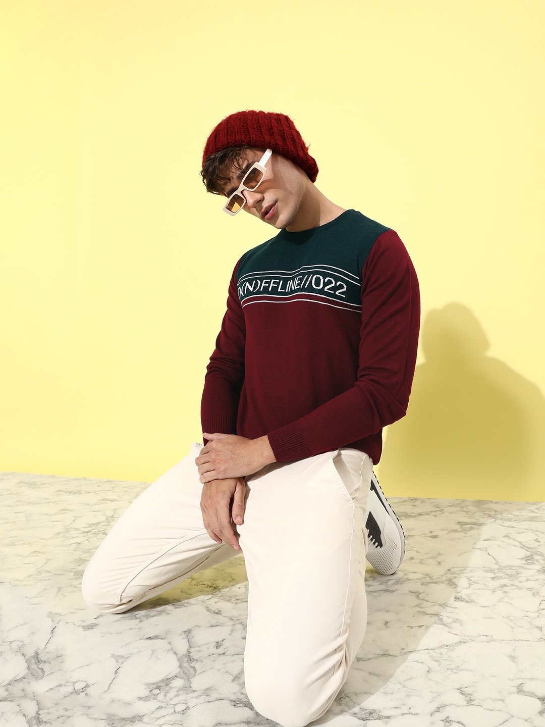 

Mast & Harbour Men Typography Printed Pullover, Maroon