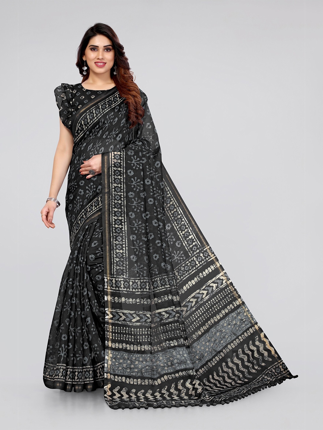 

MIRCHI FASHION Black & White Ethnic Motifs Zari Saree