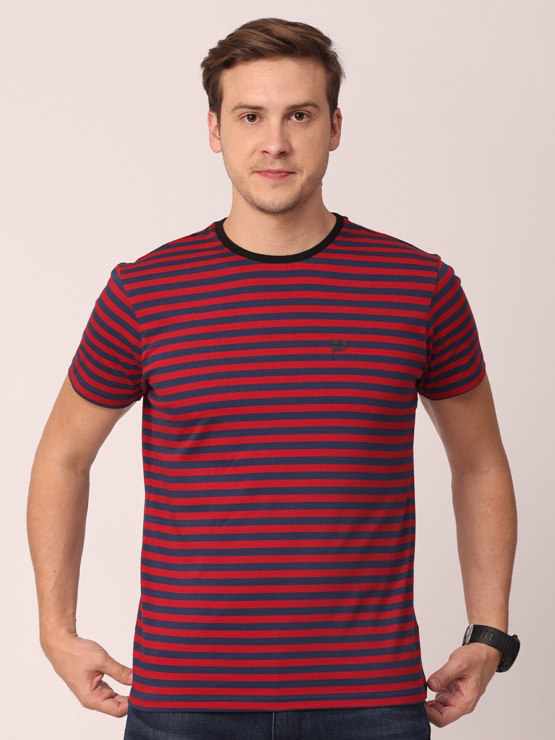 

POLONIUM Men Maroon & Black Striped T-shirt