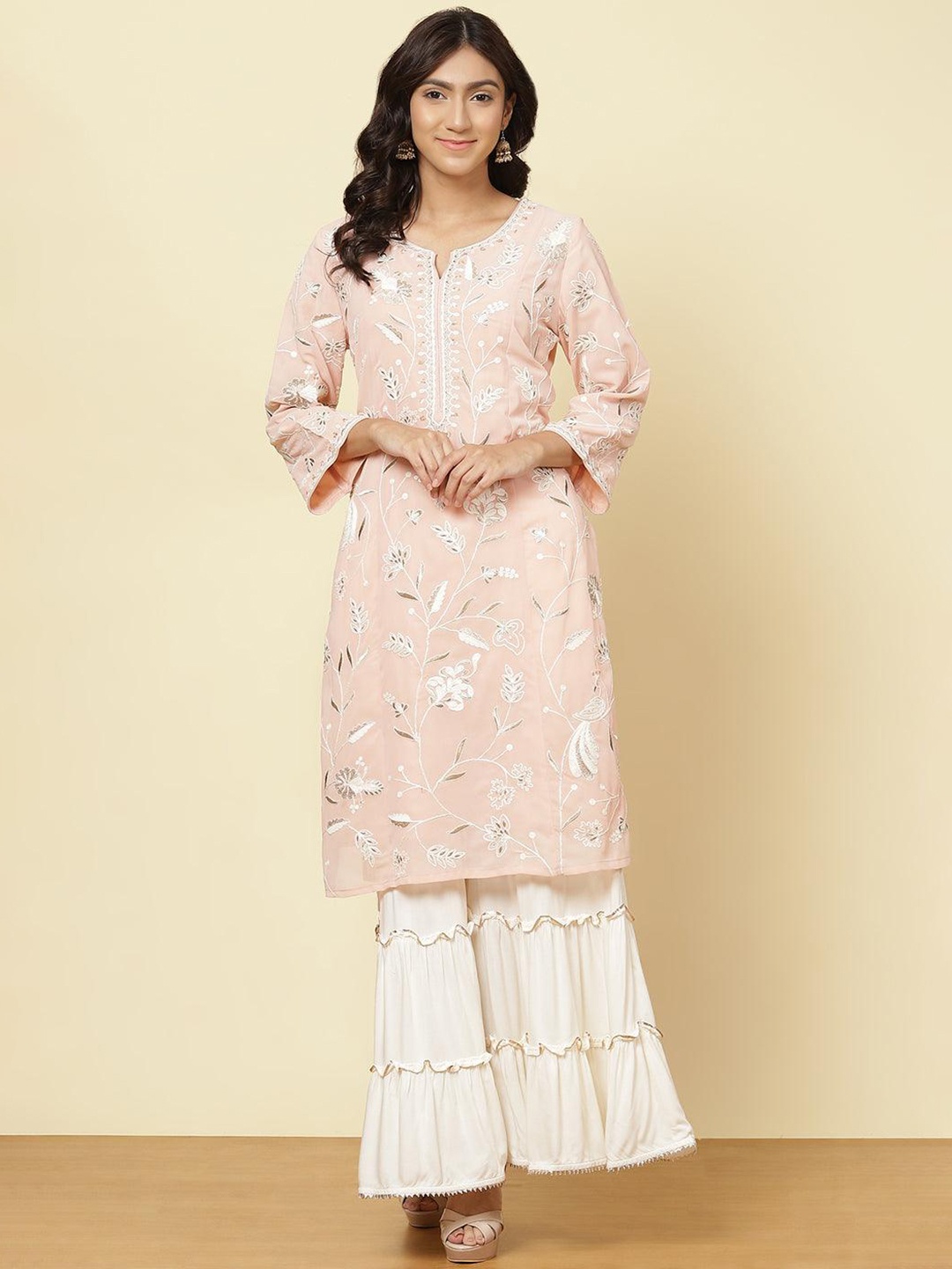 

Lakshita Women Peach-Coloured Floral Embroidered Georgette Kurta