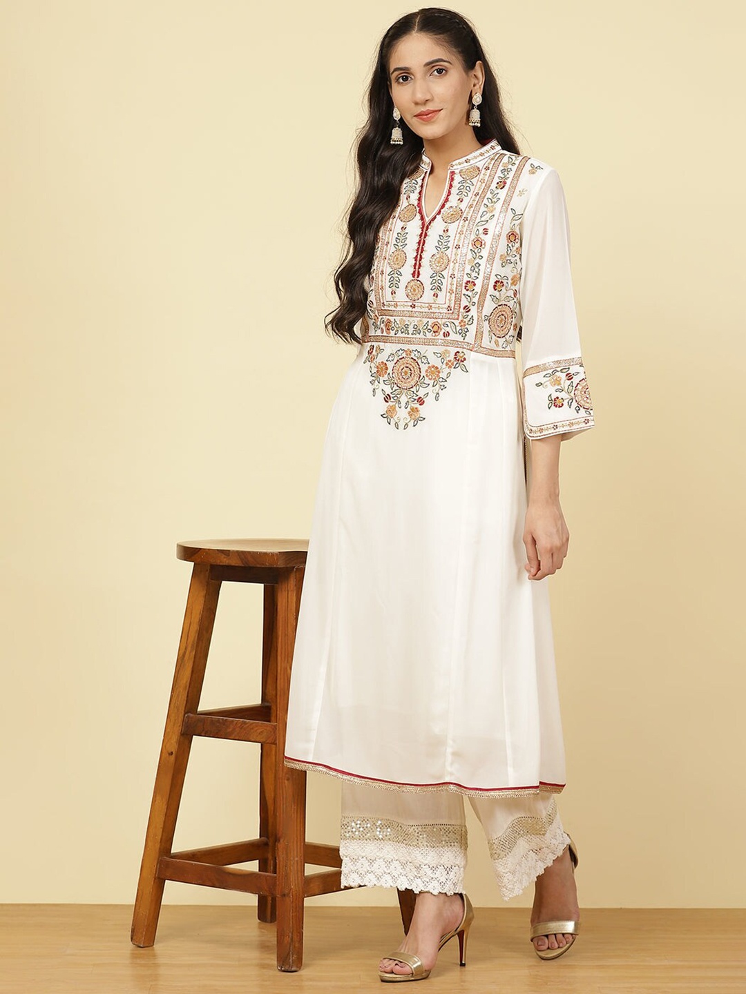

Lakshita Women's White Geometric Yoke Design Thread Work Georgette Anarkali Kurta