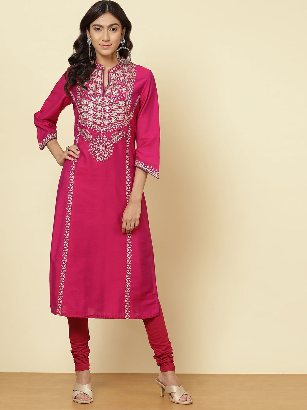 

Lakshita Women Red Ethnic Motifs Yoke Design Thread Work Kurta