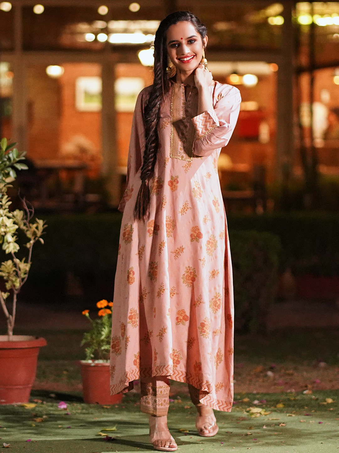 

Rustorange Women Coral Ethnic Motifs Printed Kurta with Trousers