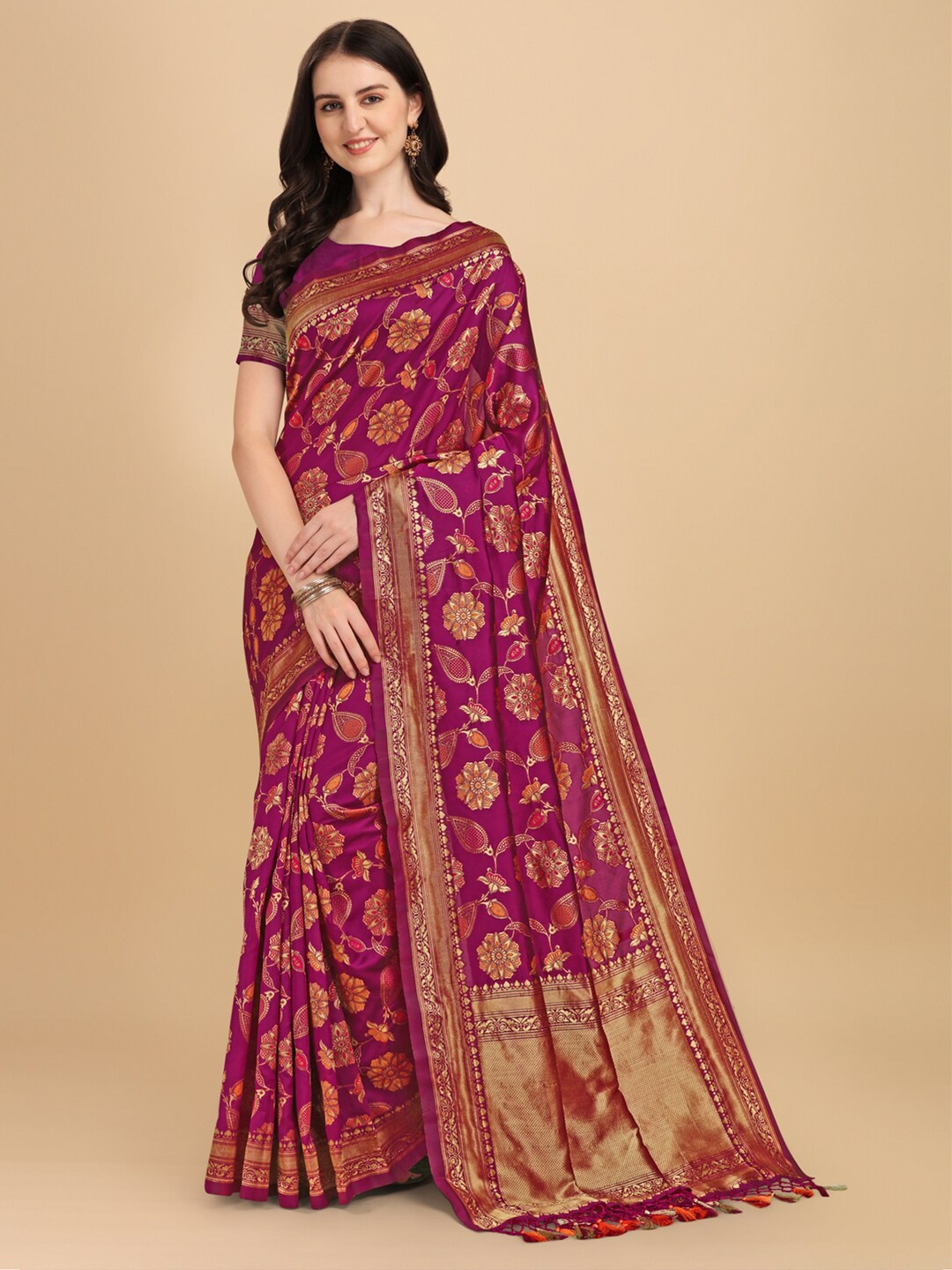 

ZIKARAA Purple & Gold-Toned Floral Zari Pure Silk Banarasi Saree