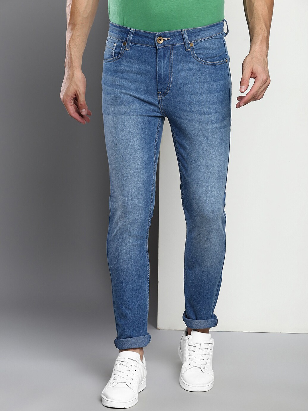 

Dennis Lingo Men Blue Slim Fit Light Fade Stretchable Jeans