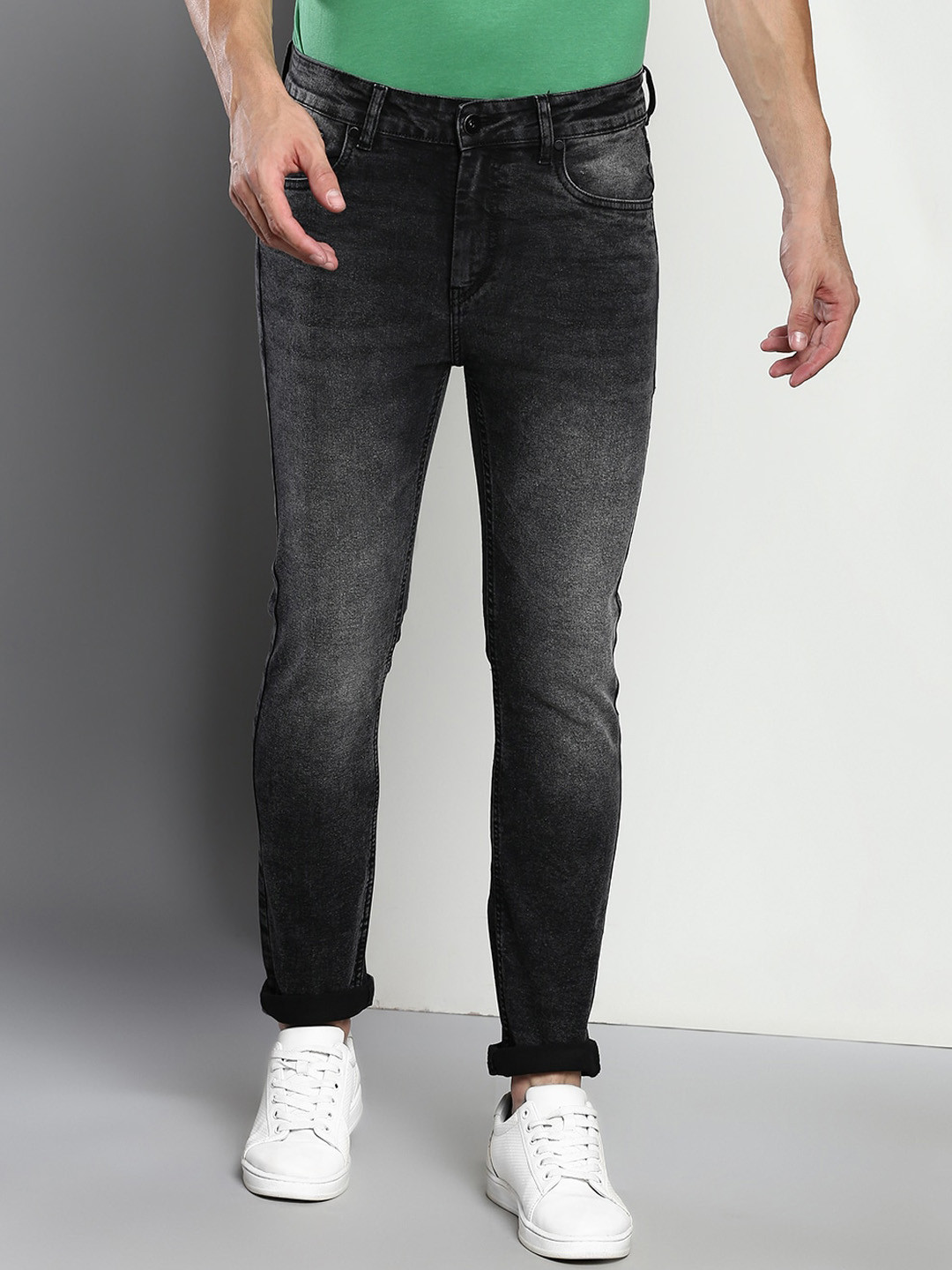 

Dennis Lingo Men's Black Slim Fit Light Fade Stretchable Denim Jeans