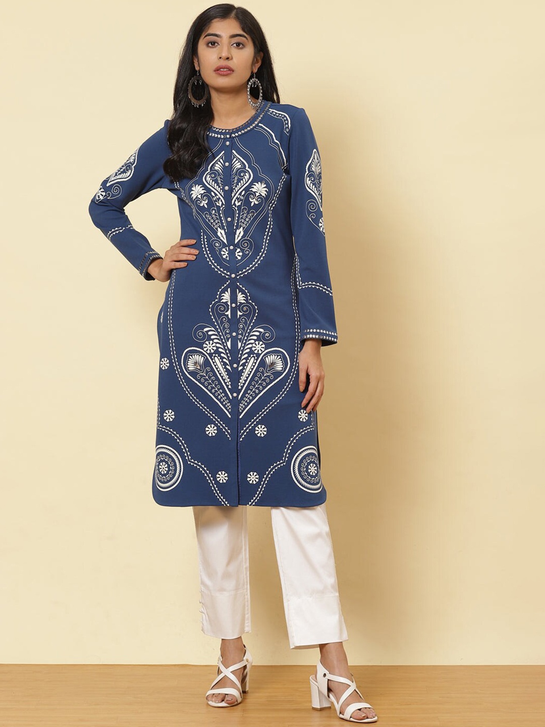 

Lakshita Women Blue Ethnic Motifs Printed Mirror Work Kurta