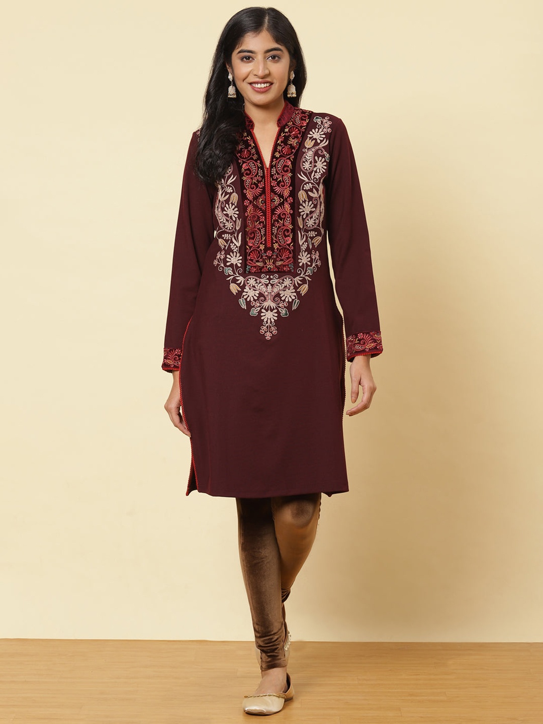 

Lakshita Women Burgundy Embroidered Yoke Design Kurta