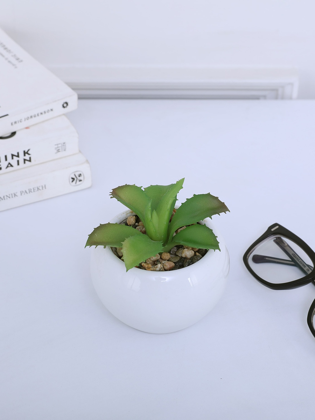 

HomeTown Green & White Artificial Bonsai Plant