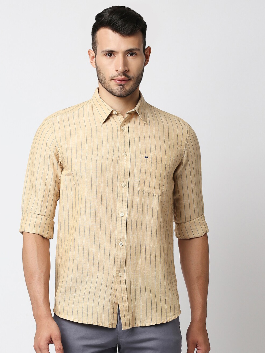 

Basics Men Beige Slim Fit Striped Casual Shirt