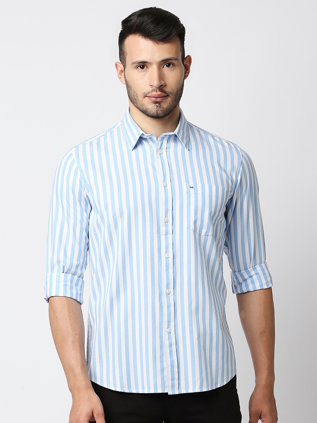 

Basics Men Blue and White Cotton Slim Fit Striped Casual Shirt