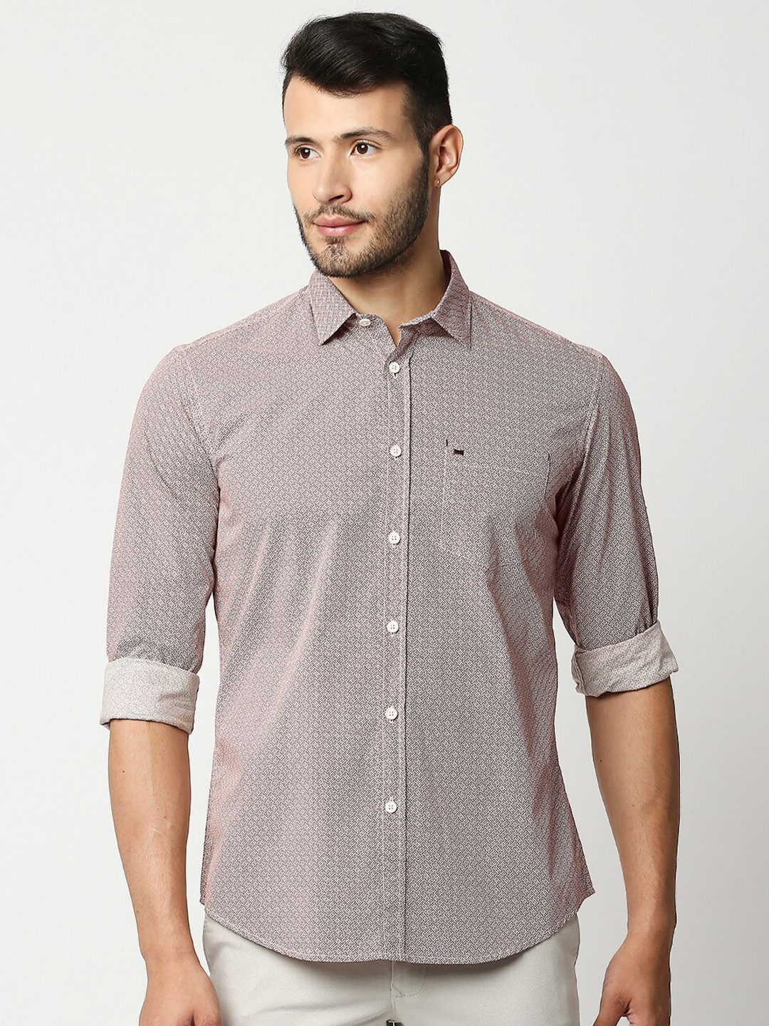

Basics Men Beige Slim Fit Printed Casual Shirt