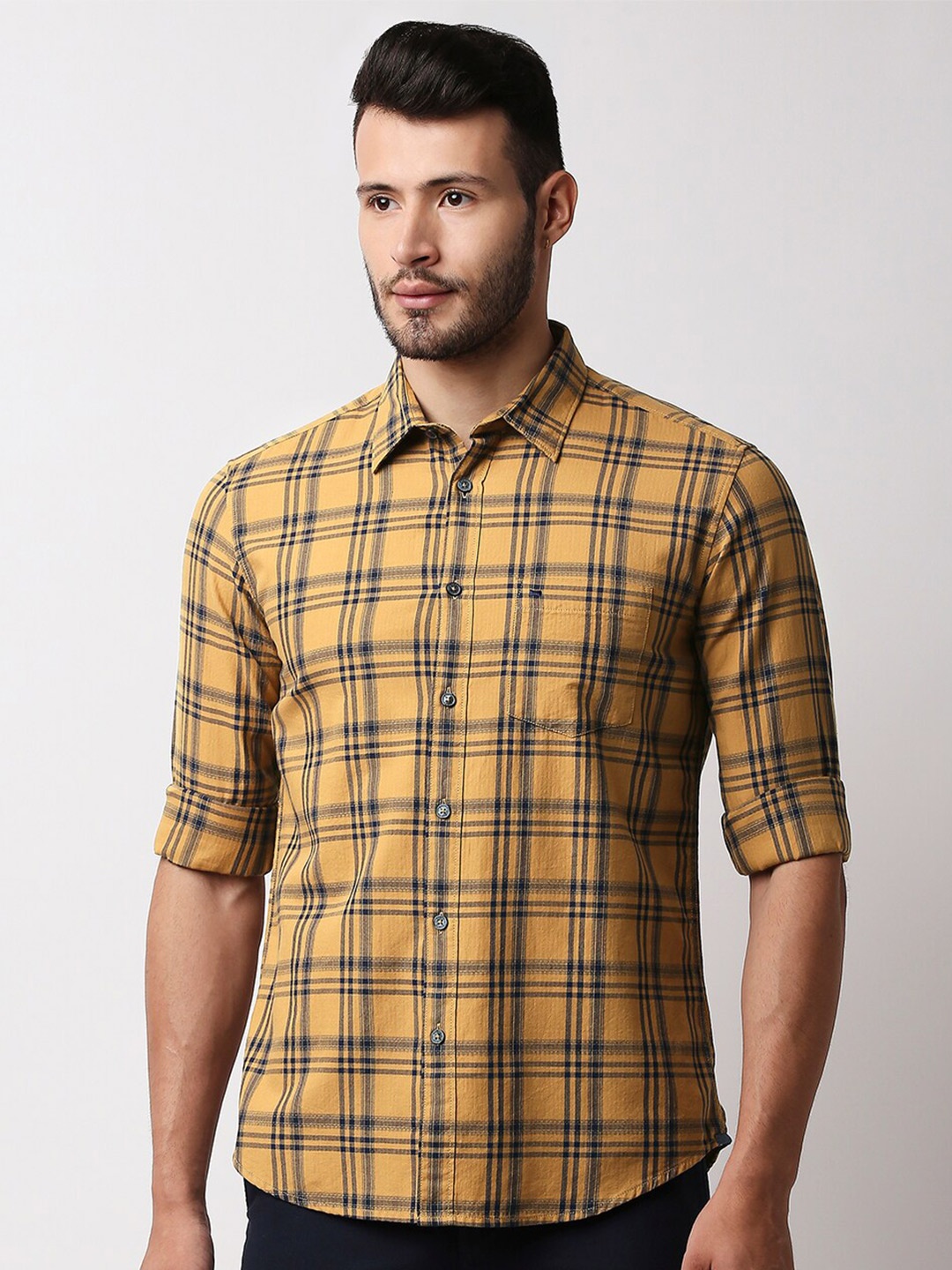 

Basics Men Brown Slim Fit Tartan Checks Casual Shirt