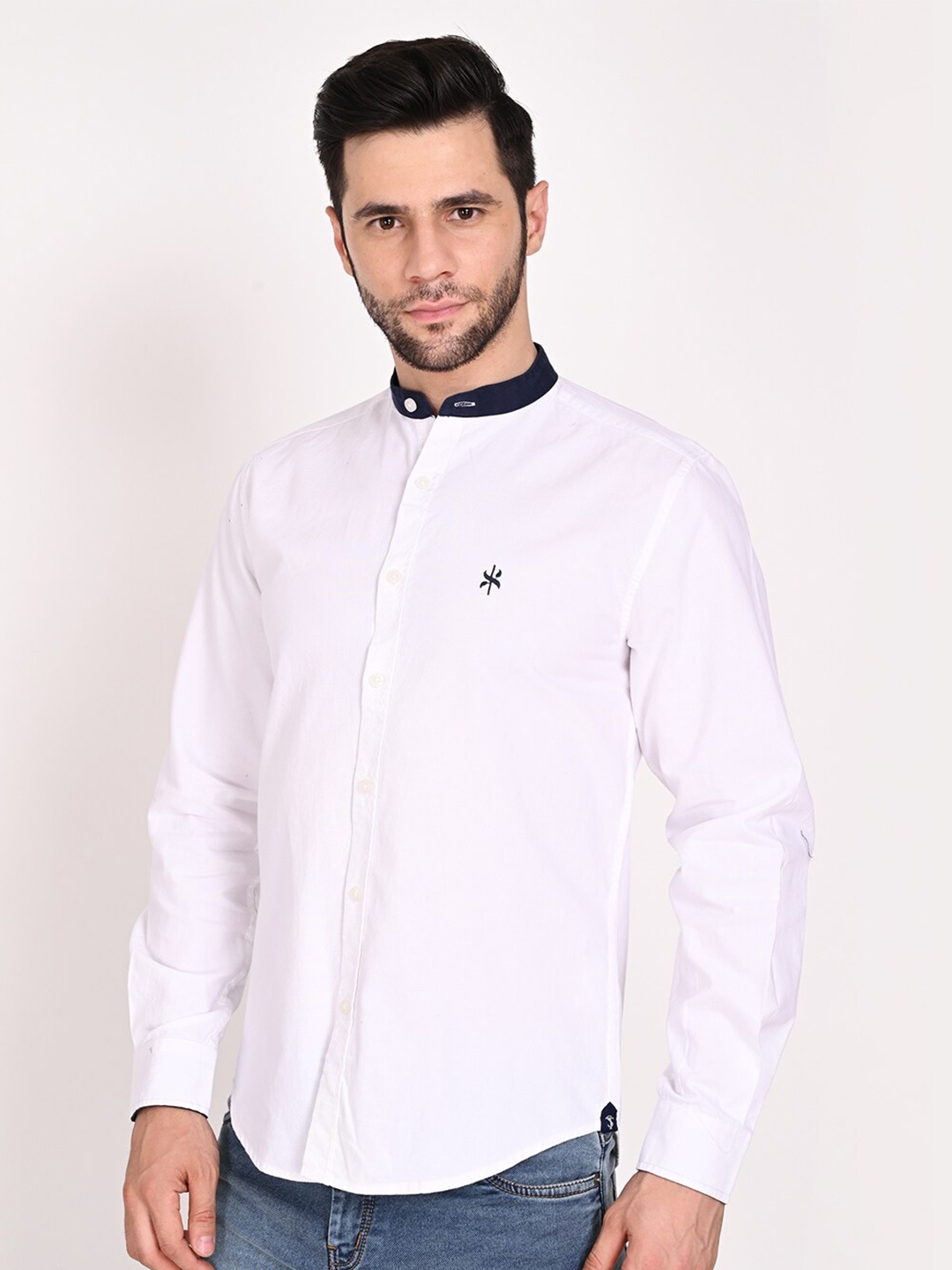 

STROP Men White Slim Fit Mandarin Collar Casual Shirt