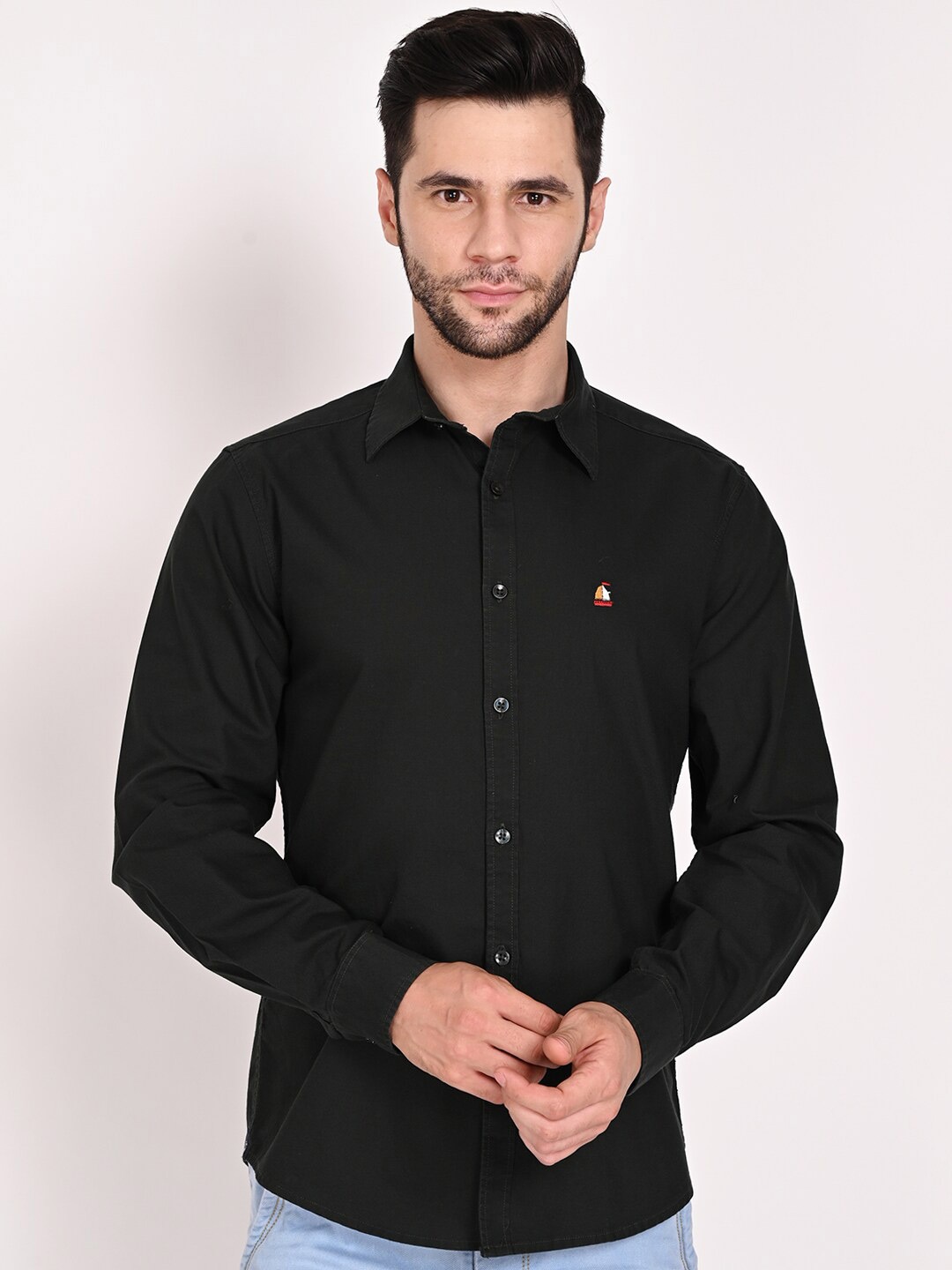 

STROP Men Green Solid Slim Fit Casual Shirt, Black