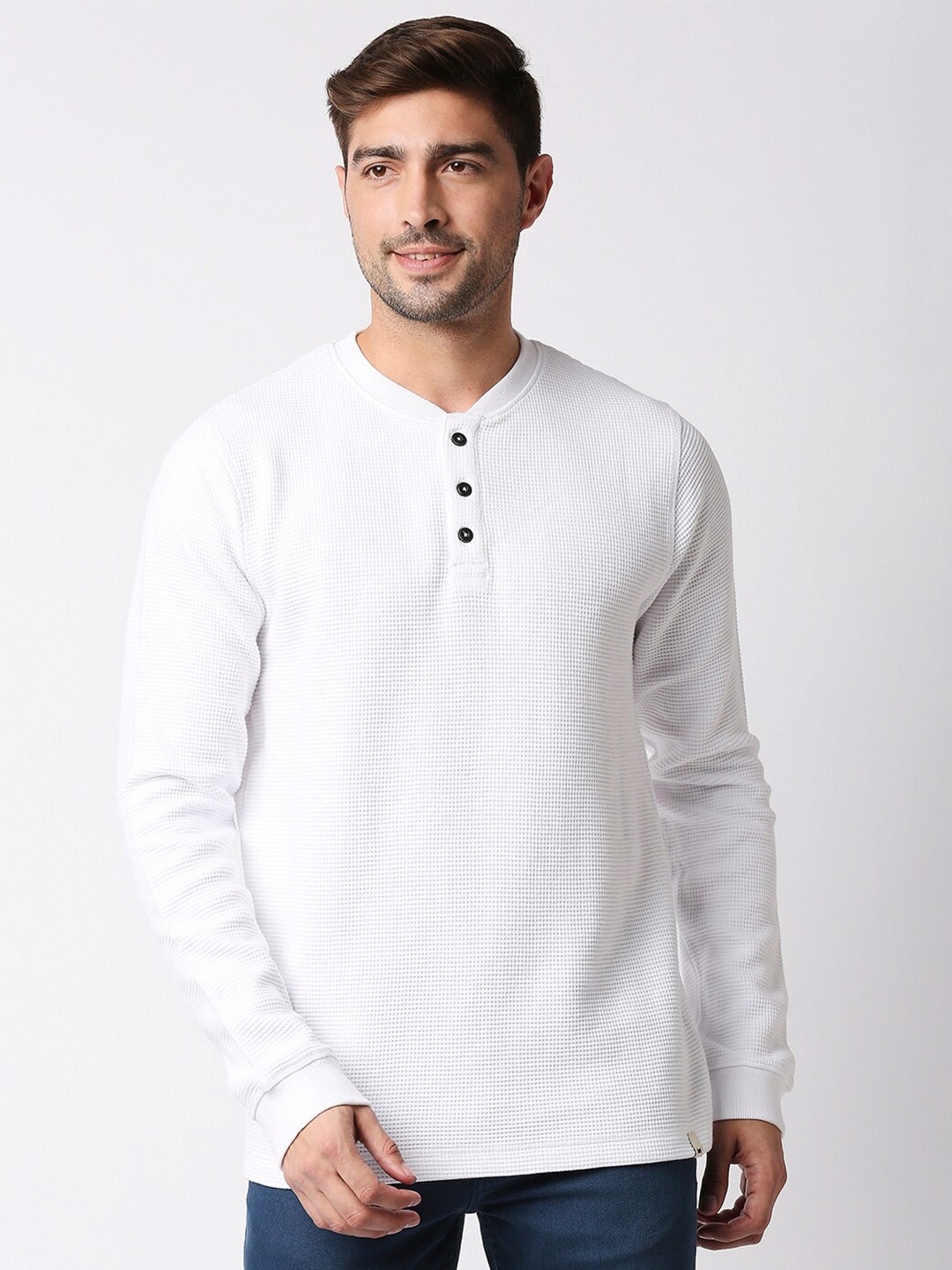 

Basics Men White Solid Henley Neck Slim Fit T-shirt