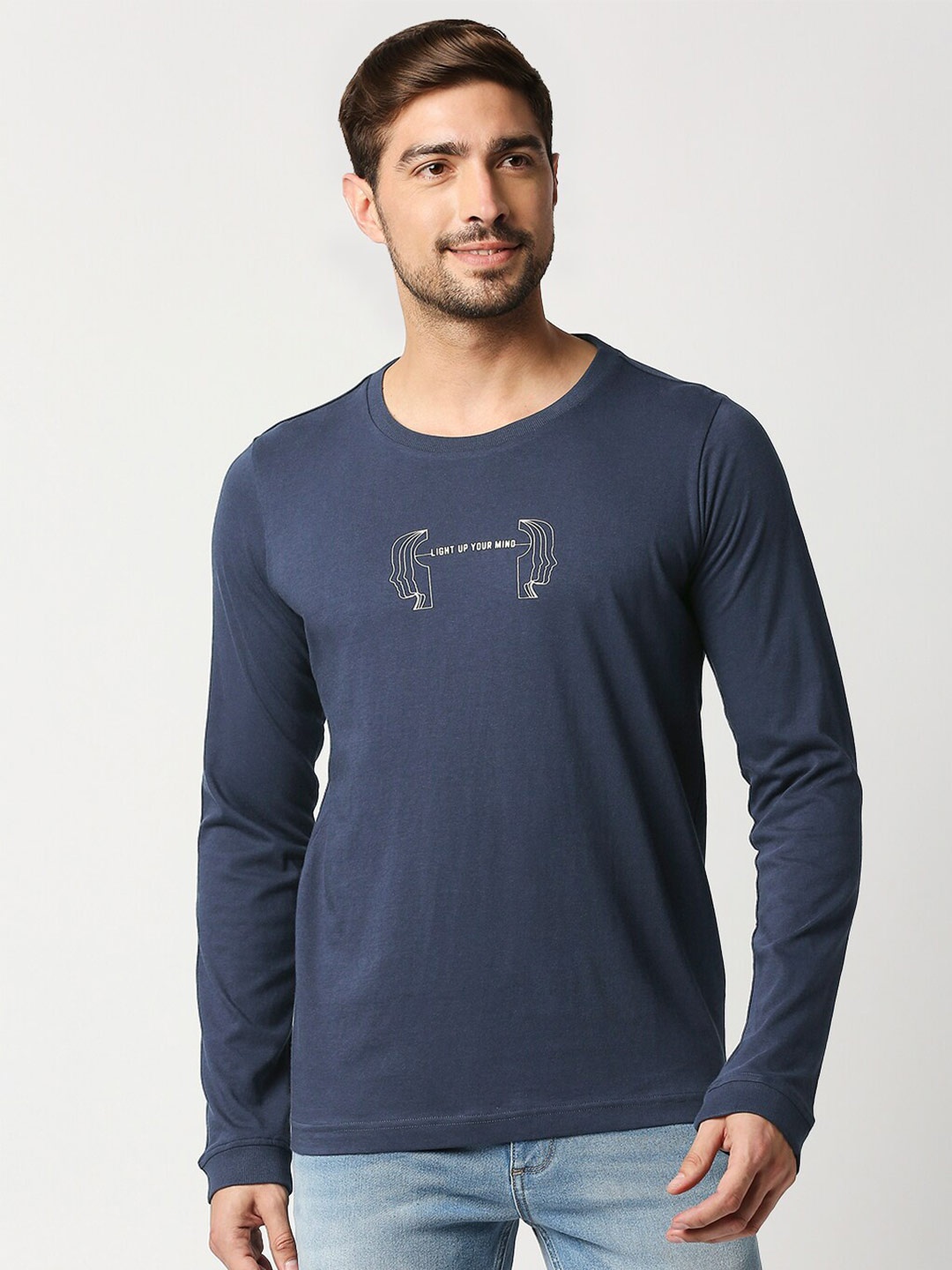 

Basics Men Navy Blue Solid Cotton T-shirt