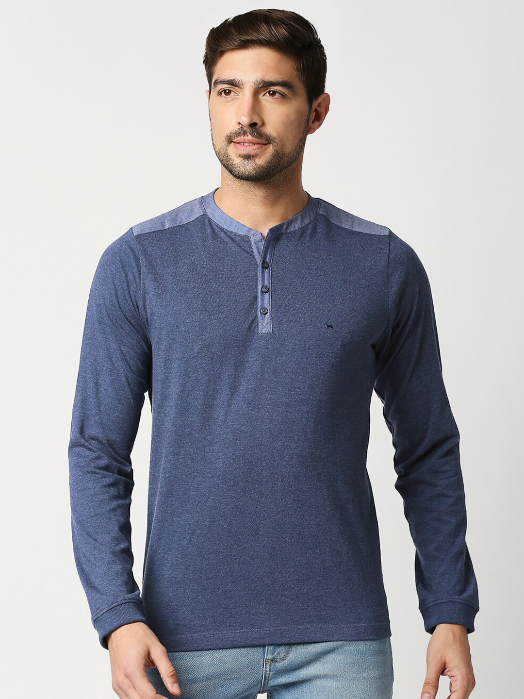 

Basics Men Blue Henley Neck Slim Fit T-shirt