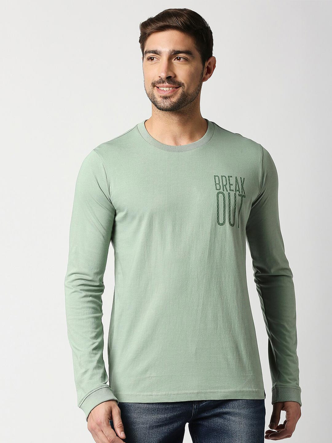 

Basics Men Green Slim Fit Cotton T-shirt