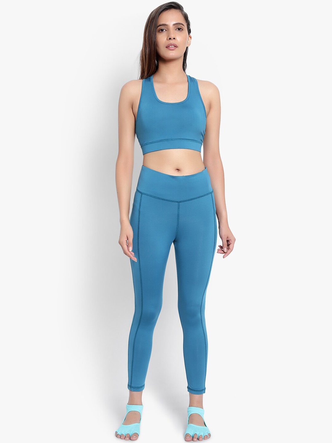 

Wearjukebox Women Blue Solid Tights & Sports Bra Co-Ords