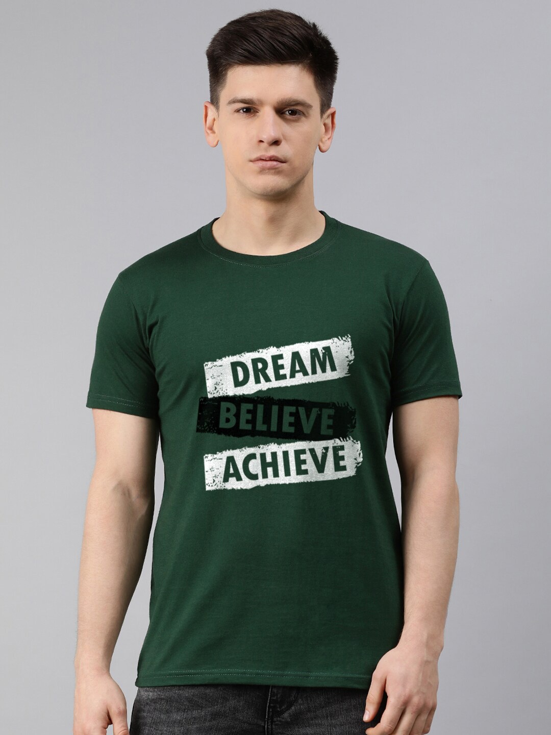 

UNSULLY Men Green Typography Printed Cotton T-shirt