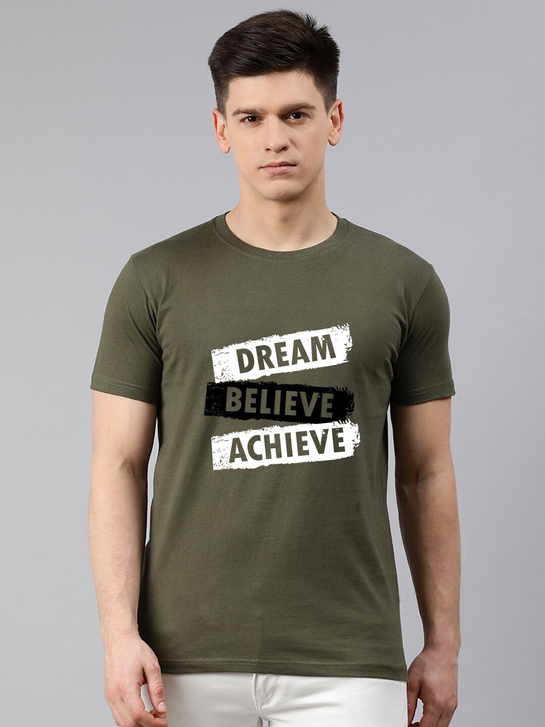 

UNSULLY Men Olive Green Typography Printed Cotton T-shirt