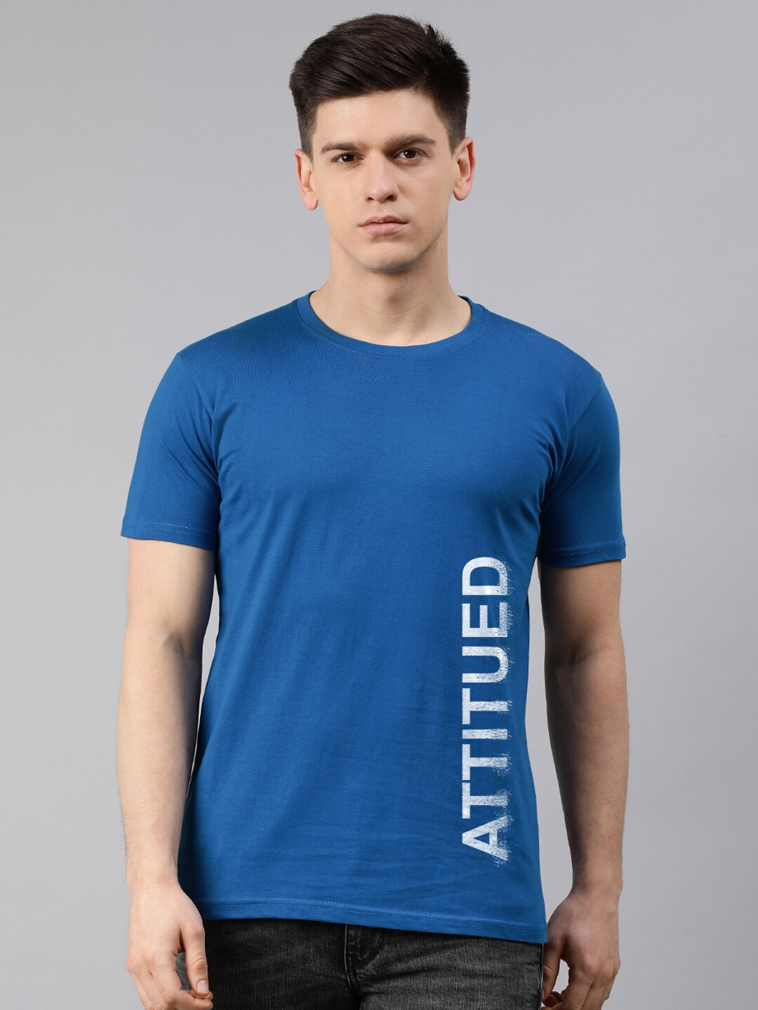 

UNSULLY Men Blue Typography Printed Cotton T-shirt