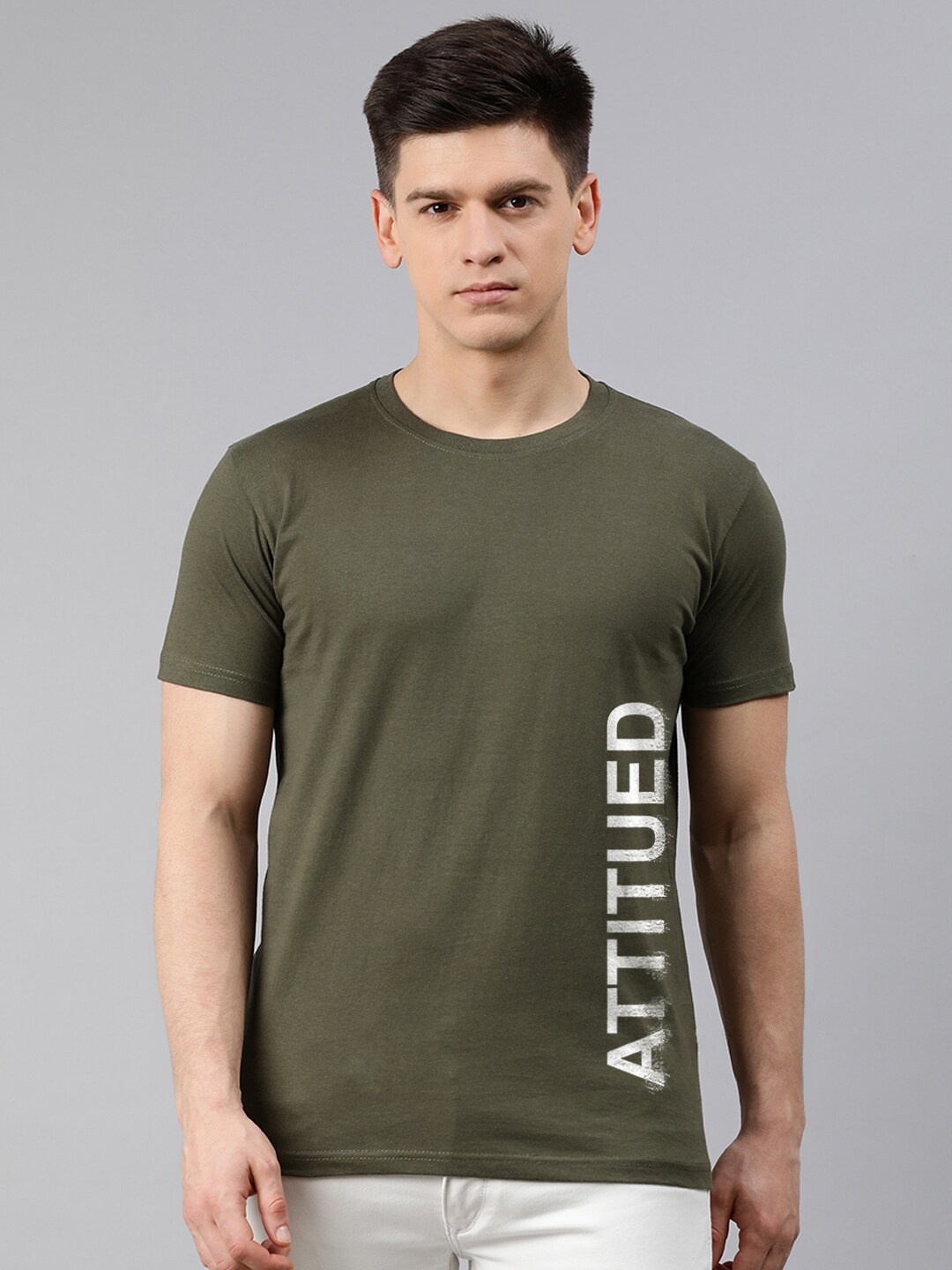 

UNSULLY Men Olive Green Typography Printed Cotton T-shirt